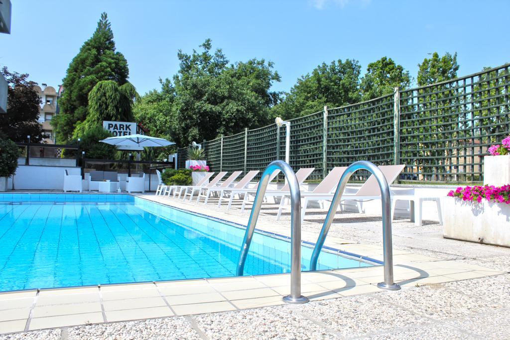 Park Hotel Castrocaro Terme Exteriör bild